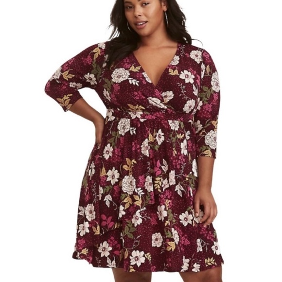 Torrid Surplice Floral V-Neck Ruffle Mini Dress Torrid Size 00 Equal To M/L - Picture 1 of 12